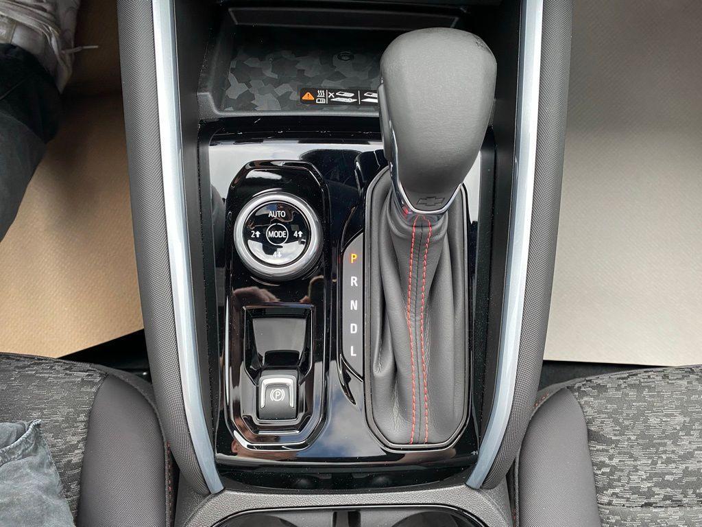 new 2025 Chevrolet Colorado car, priced at $51,995