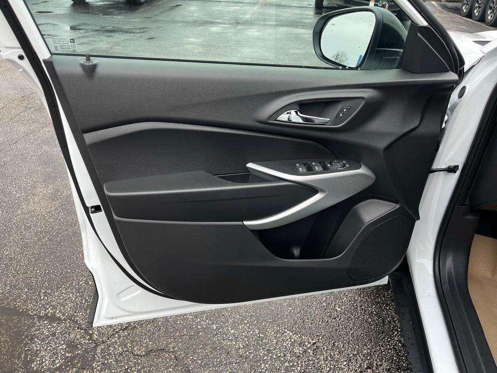 new 2026 Chevrolet Trax car, priced at $25,950