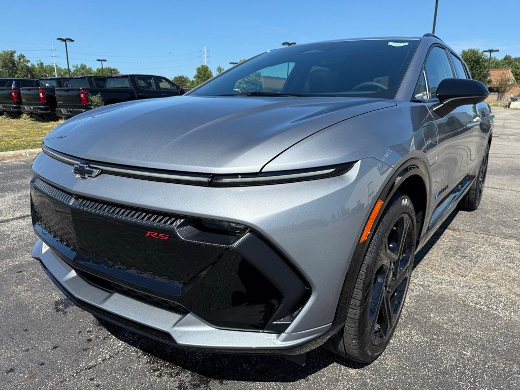 new 2025 Chevrolet Equinox EV car, priced at $39,995