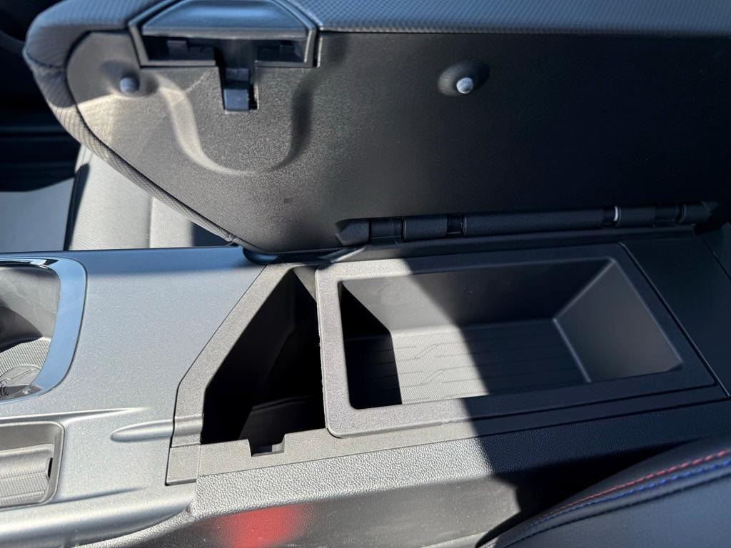 new 2025 Chevrolet Equinox EV car, priced at $39,995