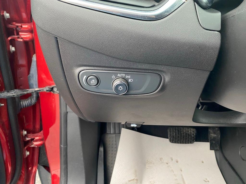 used 2023 Chevrolet Equinox car, priced at $19,750