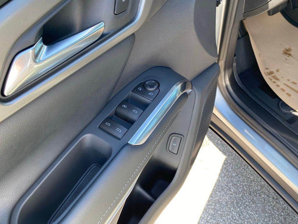 new 2026 Chevrolet Traverse car, priced at $48,945