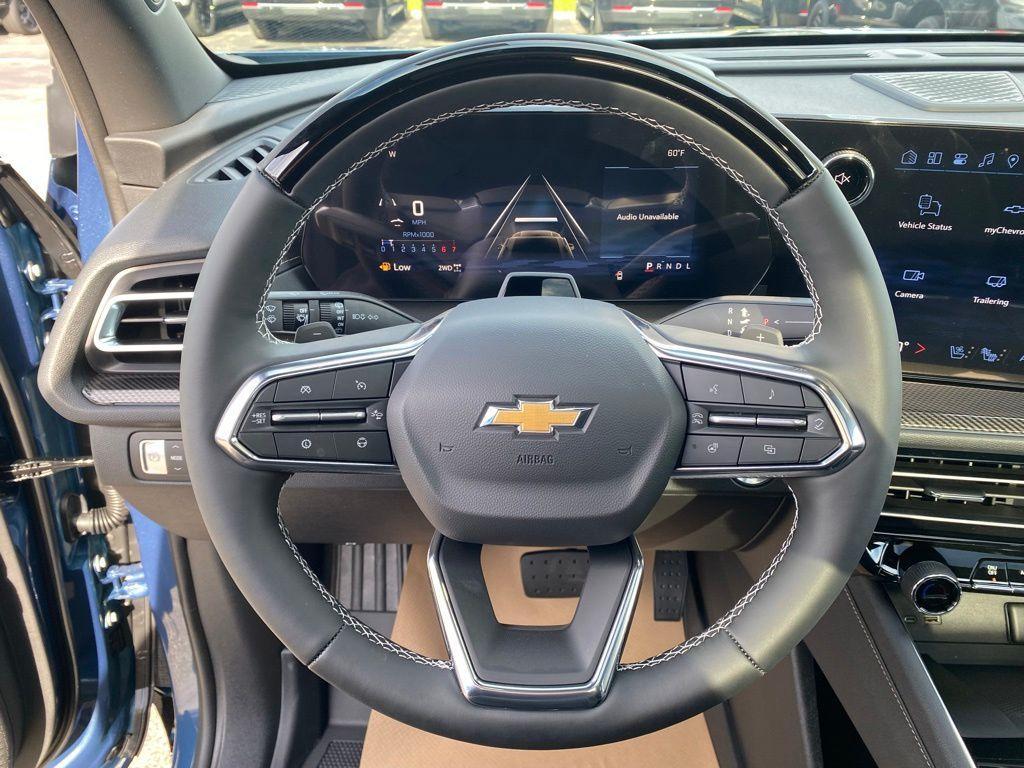 new 2026 Chevrolet Traverse car, priced at $61,020