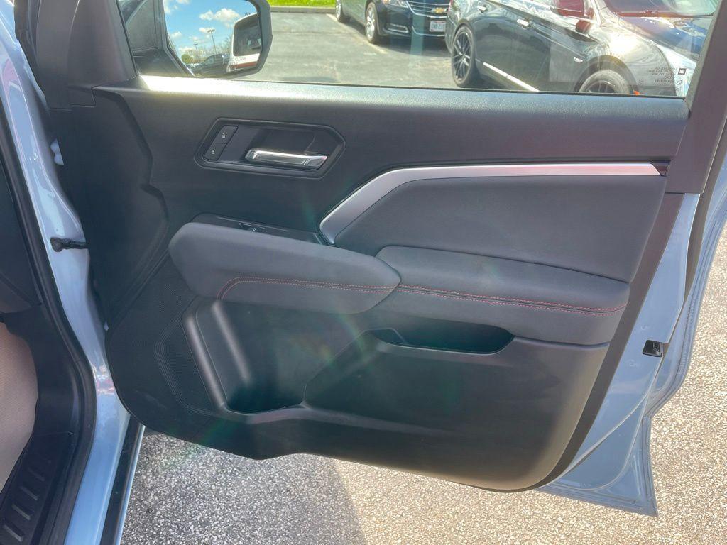 new 2025 Chevrolet Colorado car, priced at $46,745