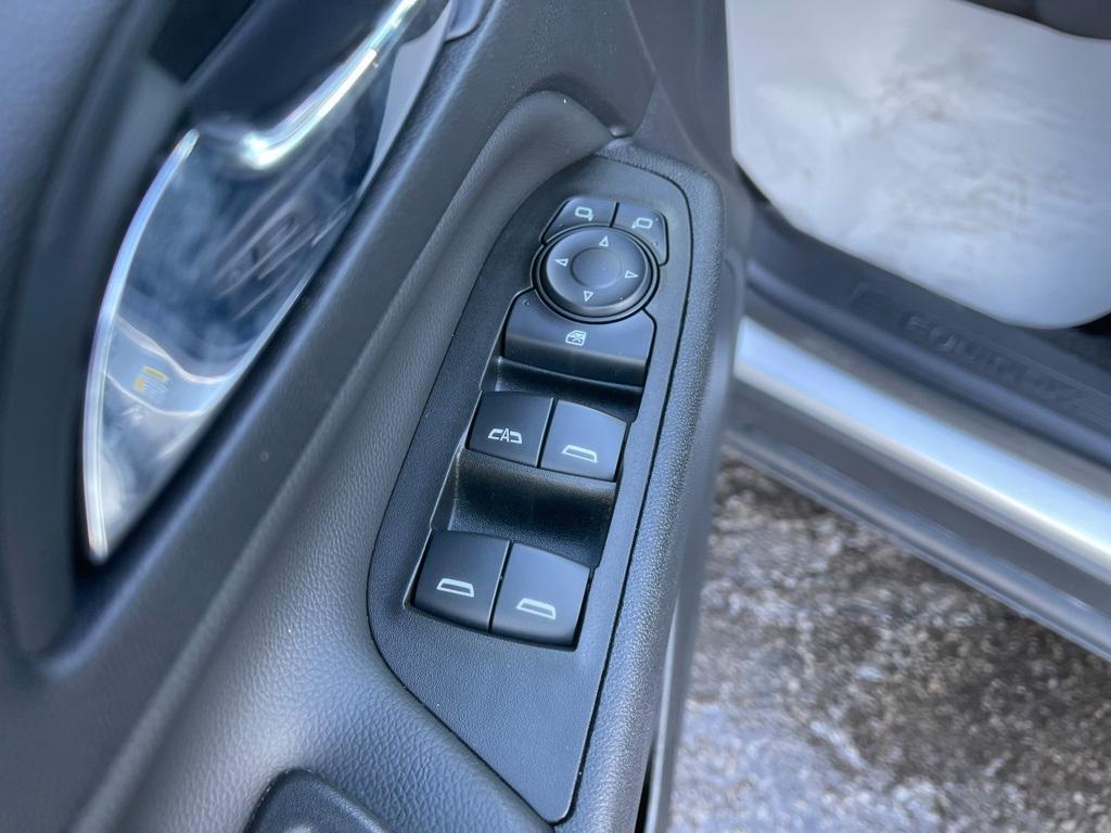 used 2020 Chevrolet Equinox car, priced at $15,999