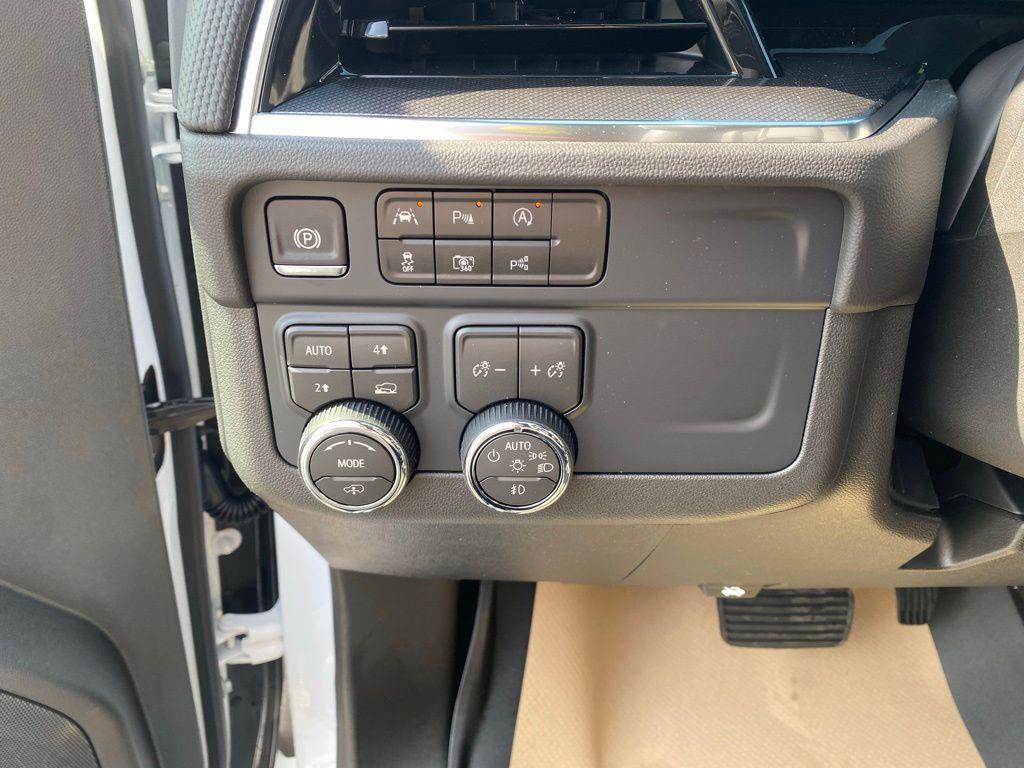 new 2026 Chevrolet Tahoe car, priced at $81,870