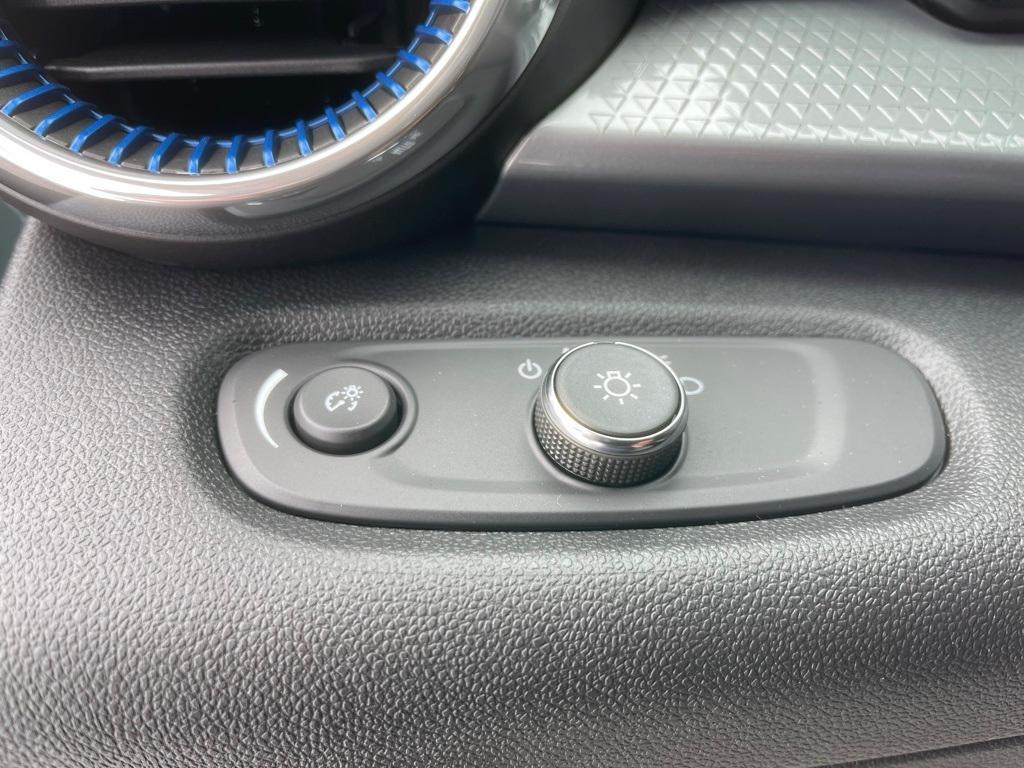 new 2026 Chevrolet Trax car, priced at $25,985