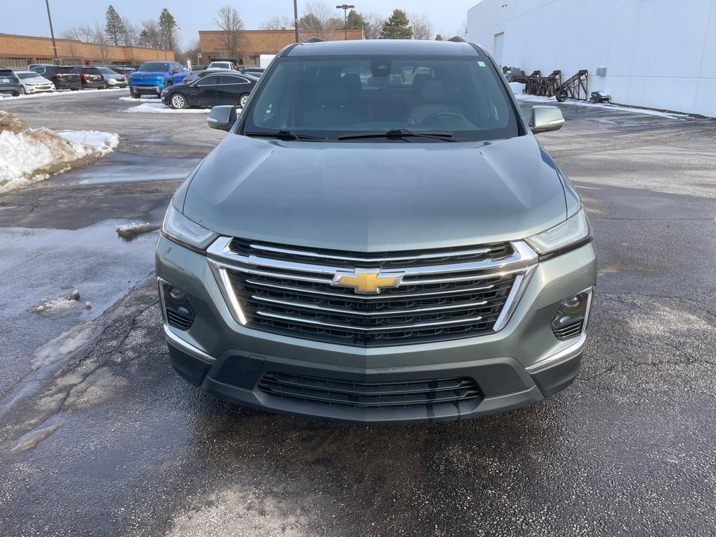 used 2023 Chevrolet Traverse car, priced at $32,999