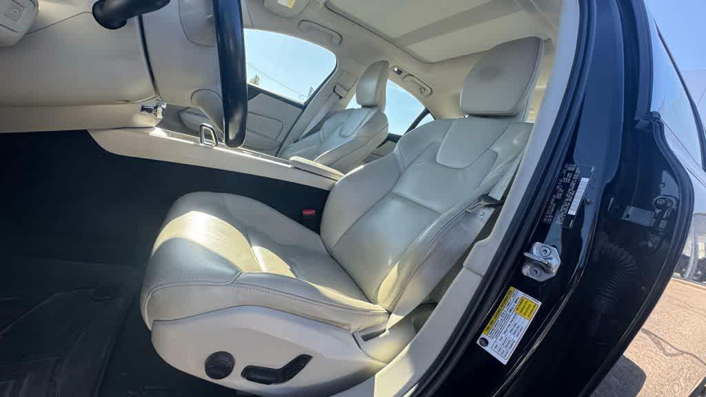 used 2022 Volvo S60 car, priced at $21,975