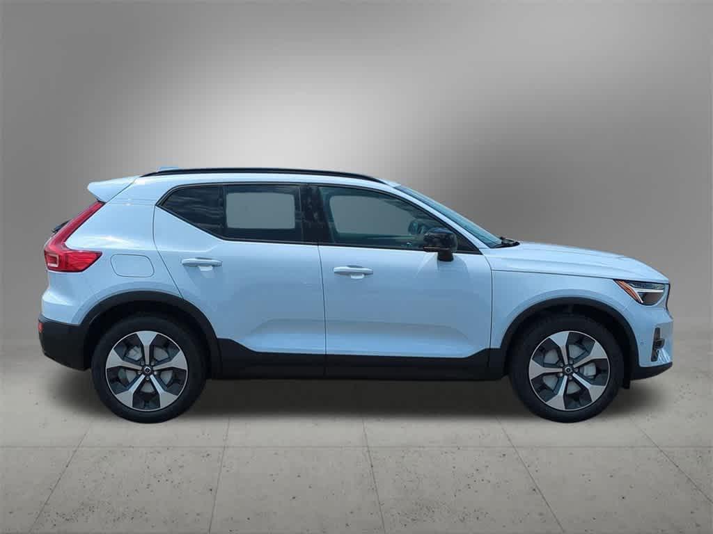 used 2026 Volvo XC40 car, priced at $46,150