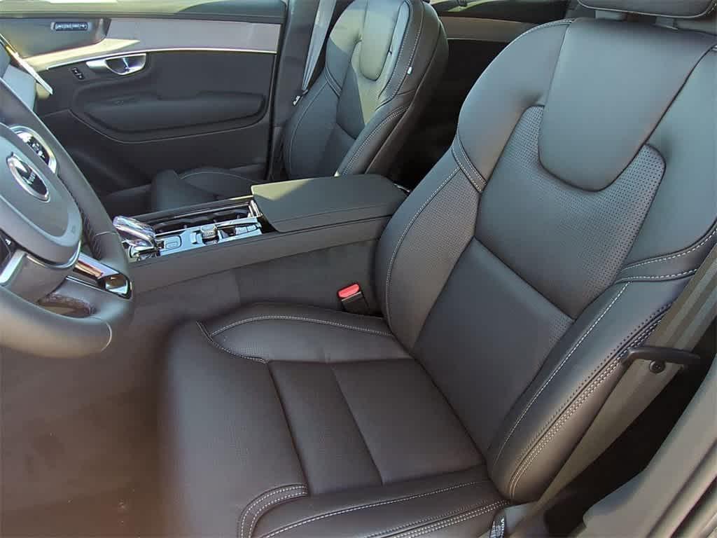 new 2026 Volvo XC90 car, priced at $72,399