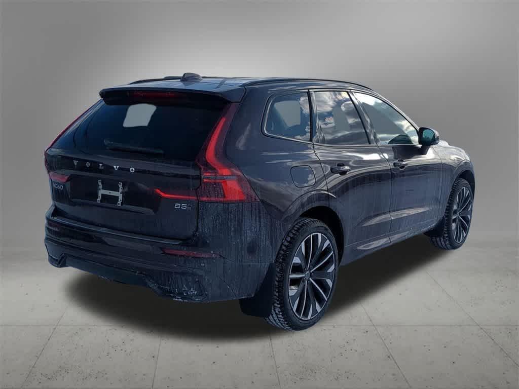 new 2026 Volvo XC60 car, priced at $62,327