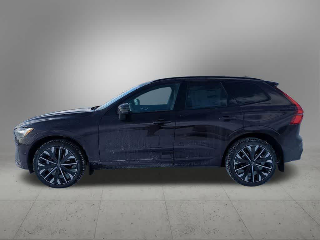new 2026 Volvo XC60 car, priced at $62,327