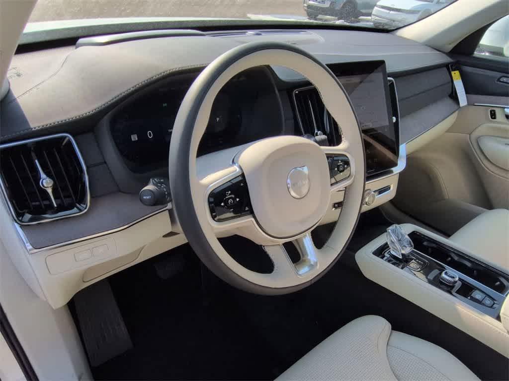 new 2026 Volvo XC90 Plug-In Hybrid car, priced at $82,422