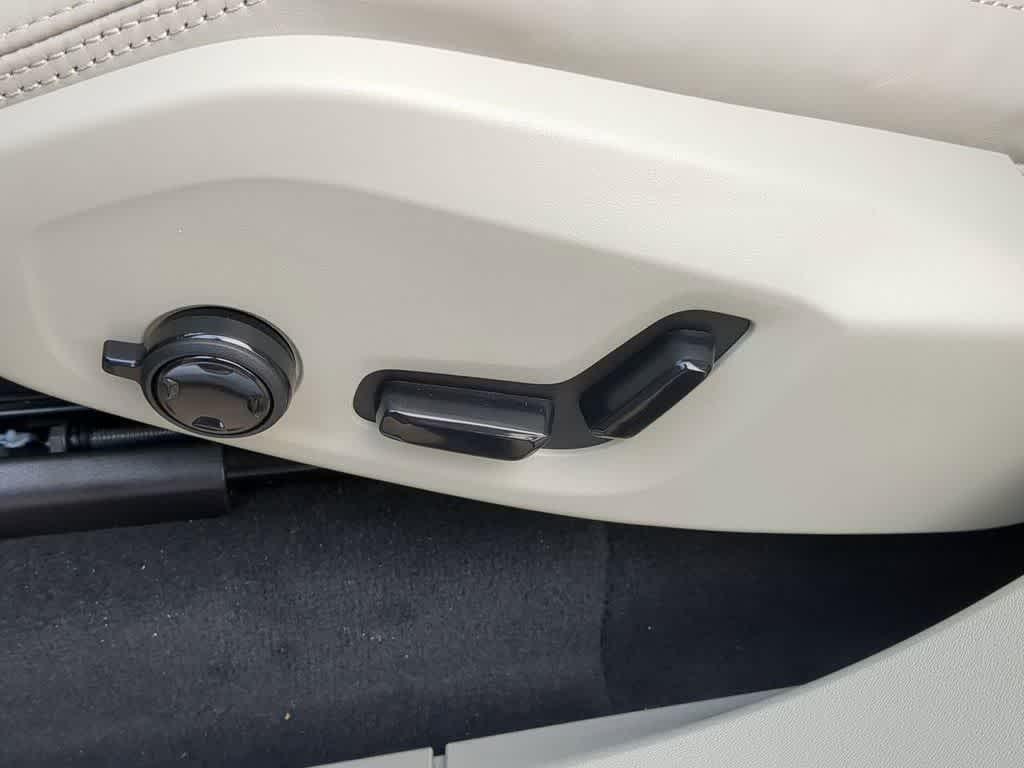 new 2026 Volvo XC90 car, priced at $72,399