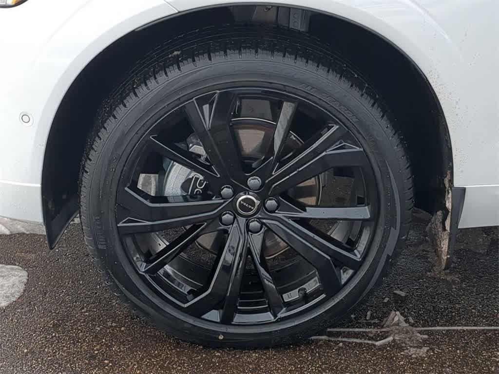 used 2026 Volvo XC60 car, priced at $56,499