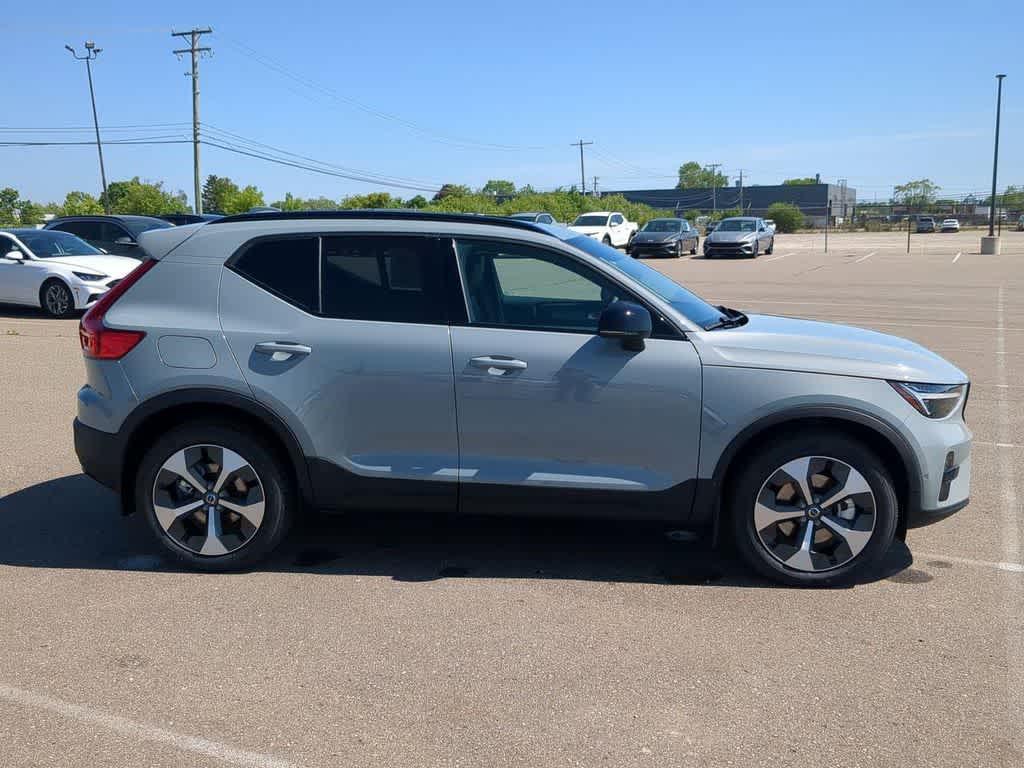 new 2026 Volvo XC40 car, priced at $48,497