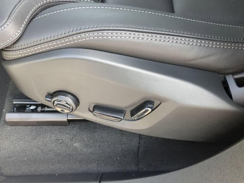 new 2026 Volvo XC90 Plug-In Hybrid car, priced at $83,372