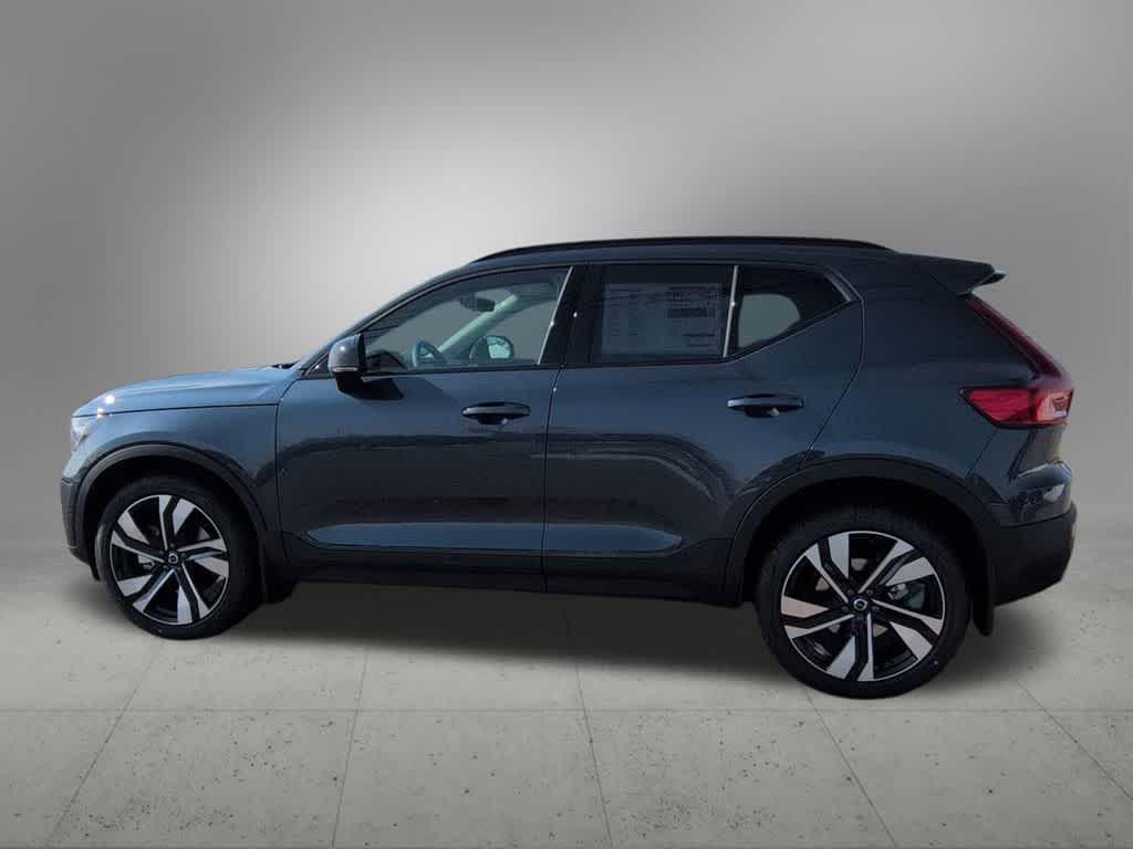 new 2026 Volvo XC40 car, priced at $53,239