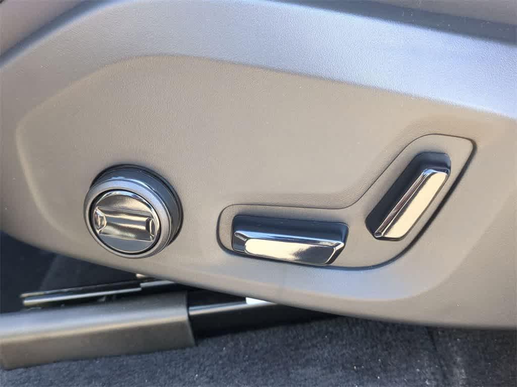 new 2026 Volvo XC90 car, priced at $70,885