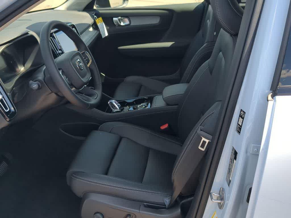 new 2026 Volvo XC40 car, priced at $48,497