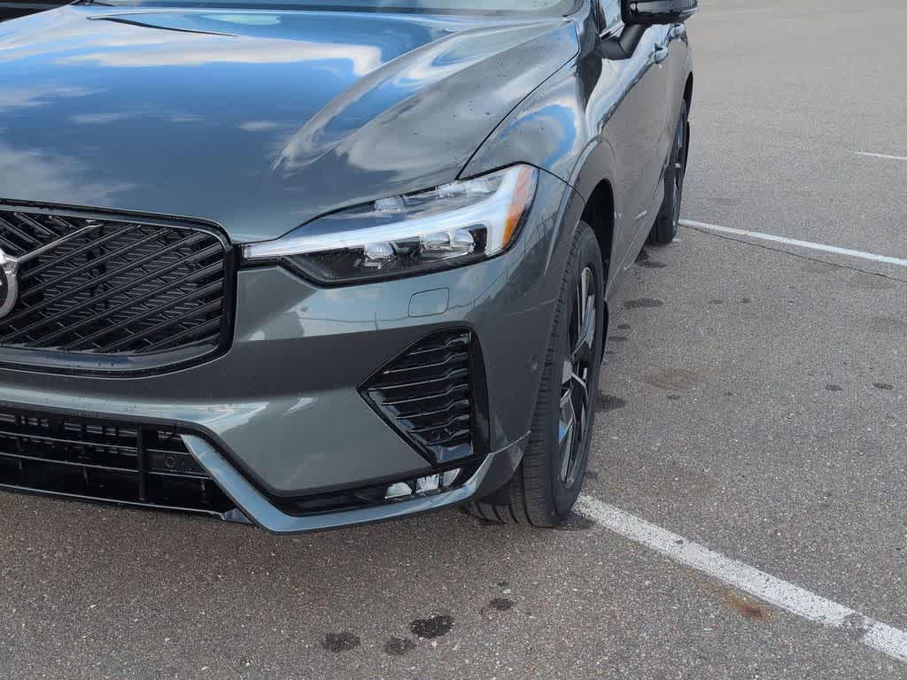 new 2026 Volvo XC60 car, priced at $56,369