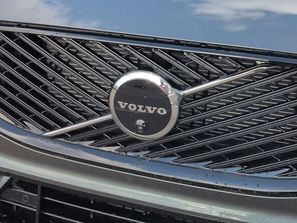 new 2026 Volvo XC60 car, priced at $56,369