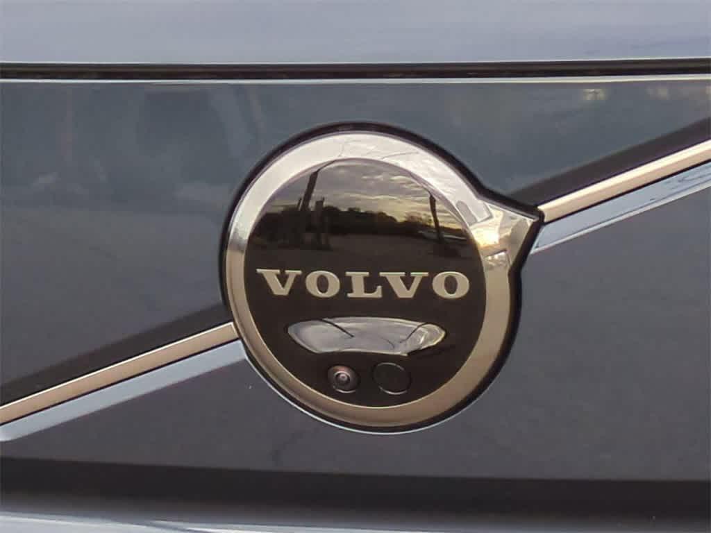 new 2025 Volvo EX90 car, priced at $89,080