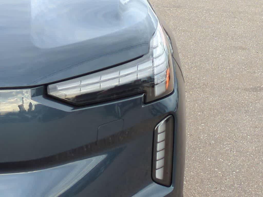 new 2025 Volvo EX90 car, priced at $89,080