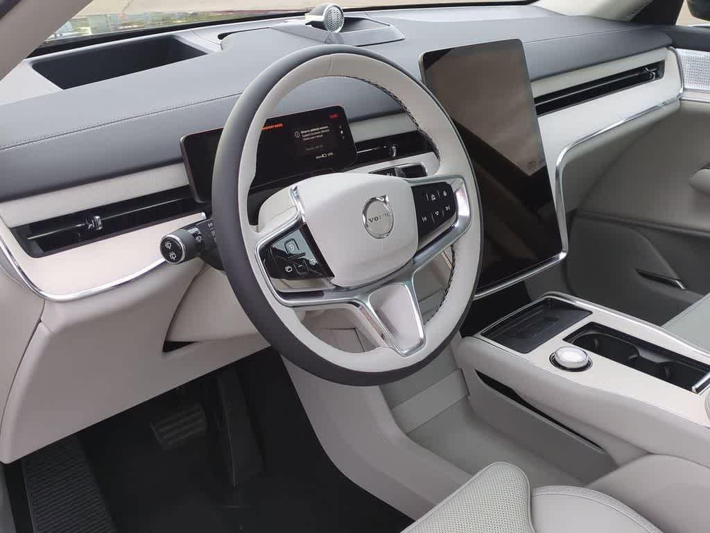 new 2025 Volvo EX90 car, priced at $89,080