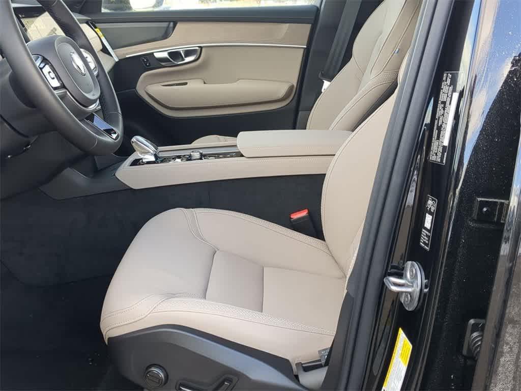 new 2026 Volvo XC90 Plug-In Hybrid car, priced at $78,822