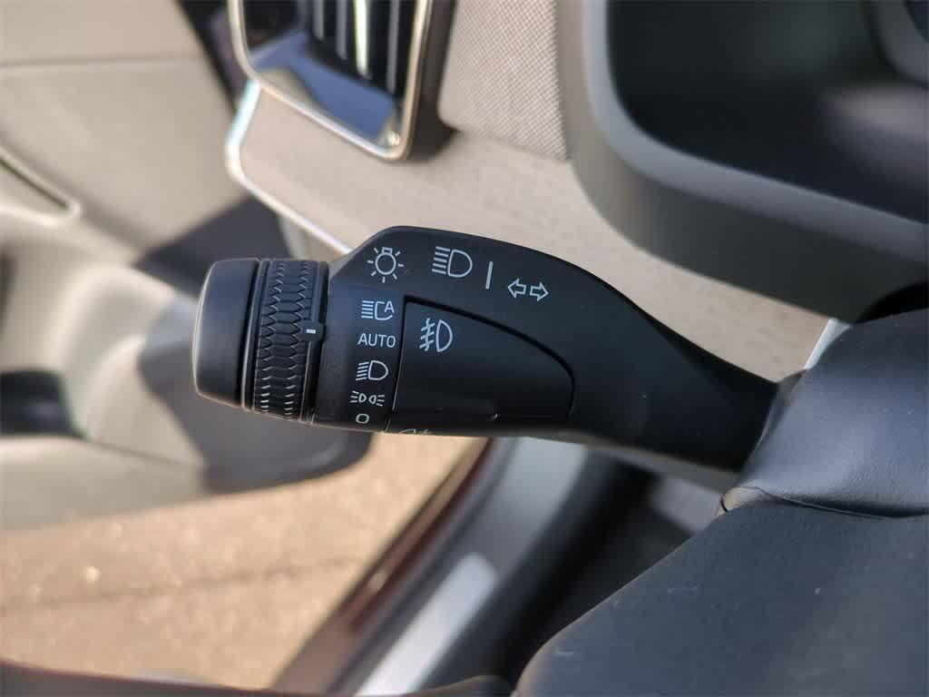 new 2026 Volvo XC90 car, priced at $65,917