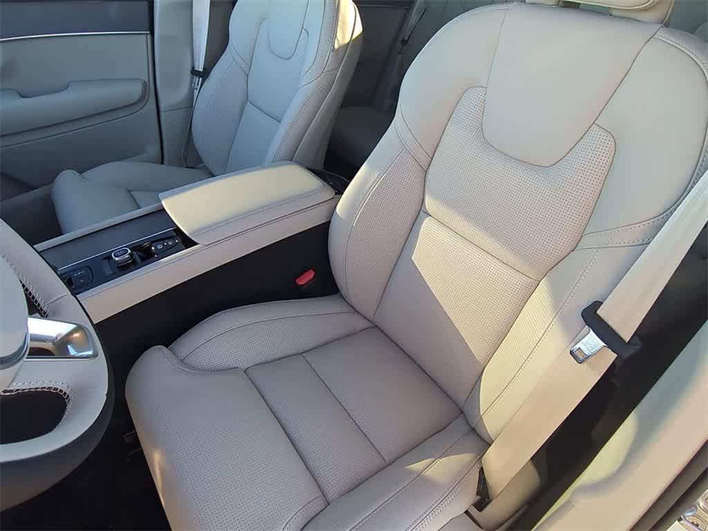 new 2026 Volvo XC90 car, priced at $73,117