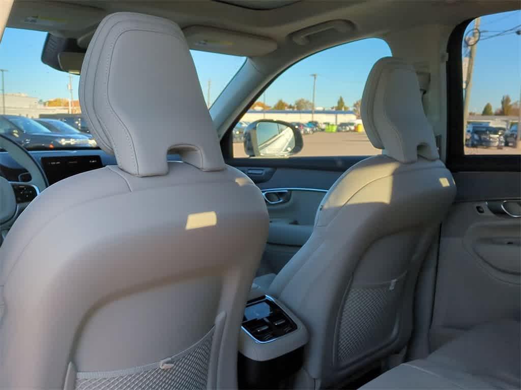 new 2026 Volvo XC90 car, priced at $73,117