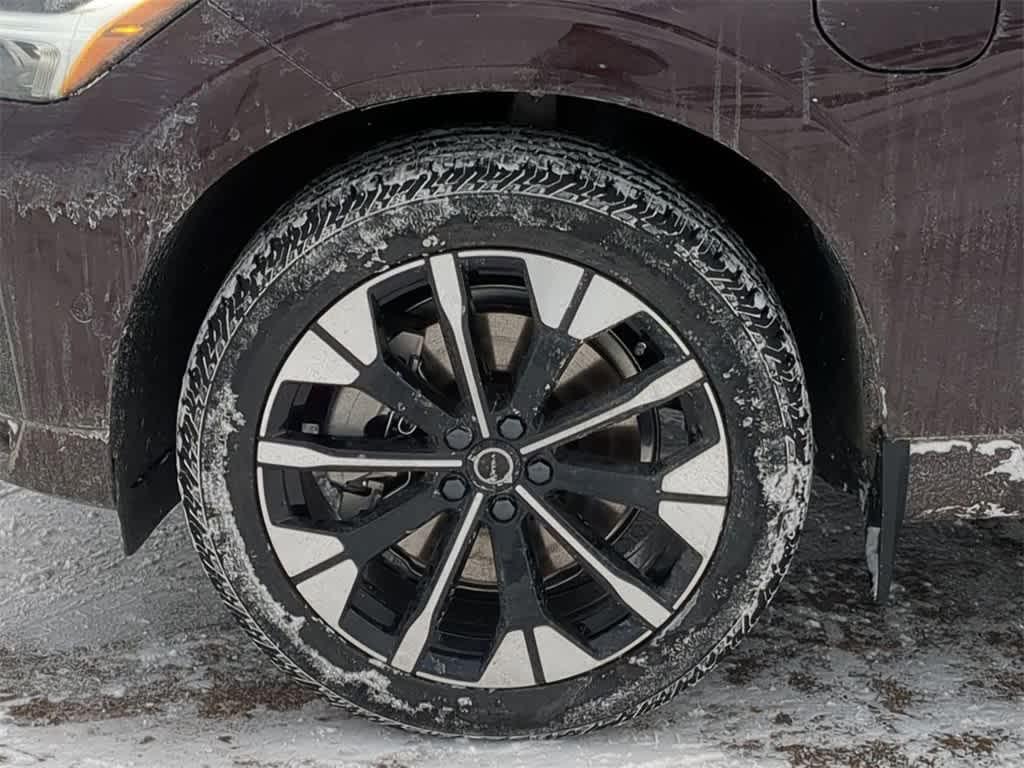 new 2026 Volvo XC60 Plug-In Hybrid car, priced at $67,985