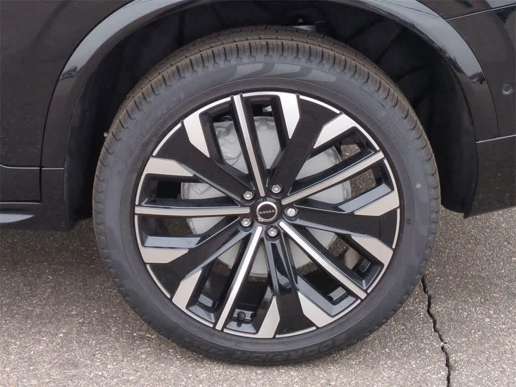 new 2026 Volvo XC90 car, priced at $69,174