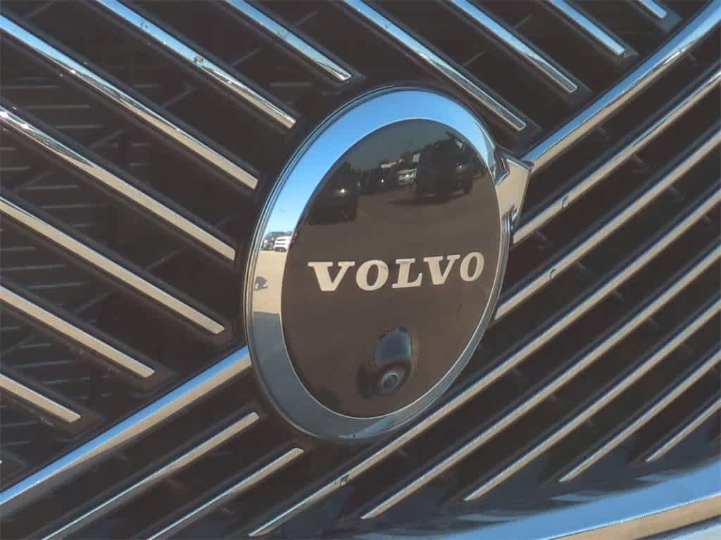 new 2025 Volvo XC90 car, priced at $61,861