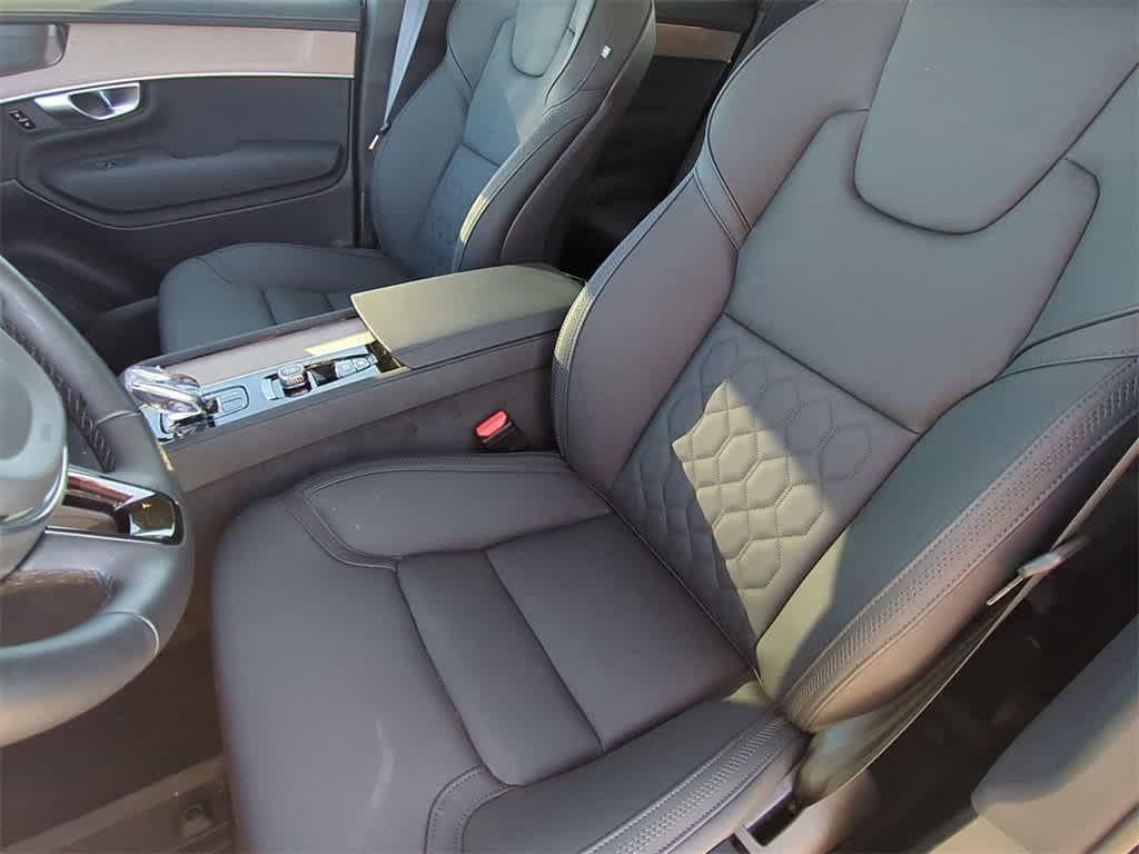 new 2025 Volvo XC90 car, priced at $61,861