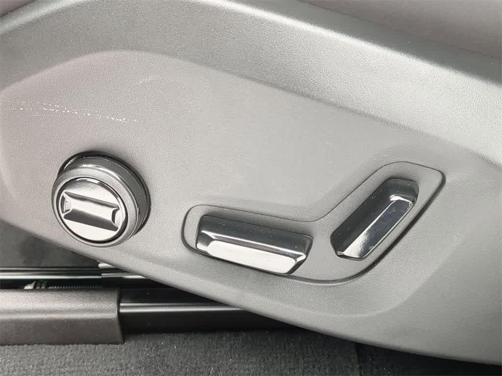 new 2026 Volvo XC90 car, priced at $66,932