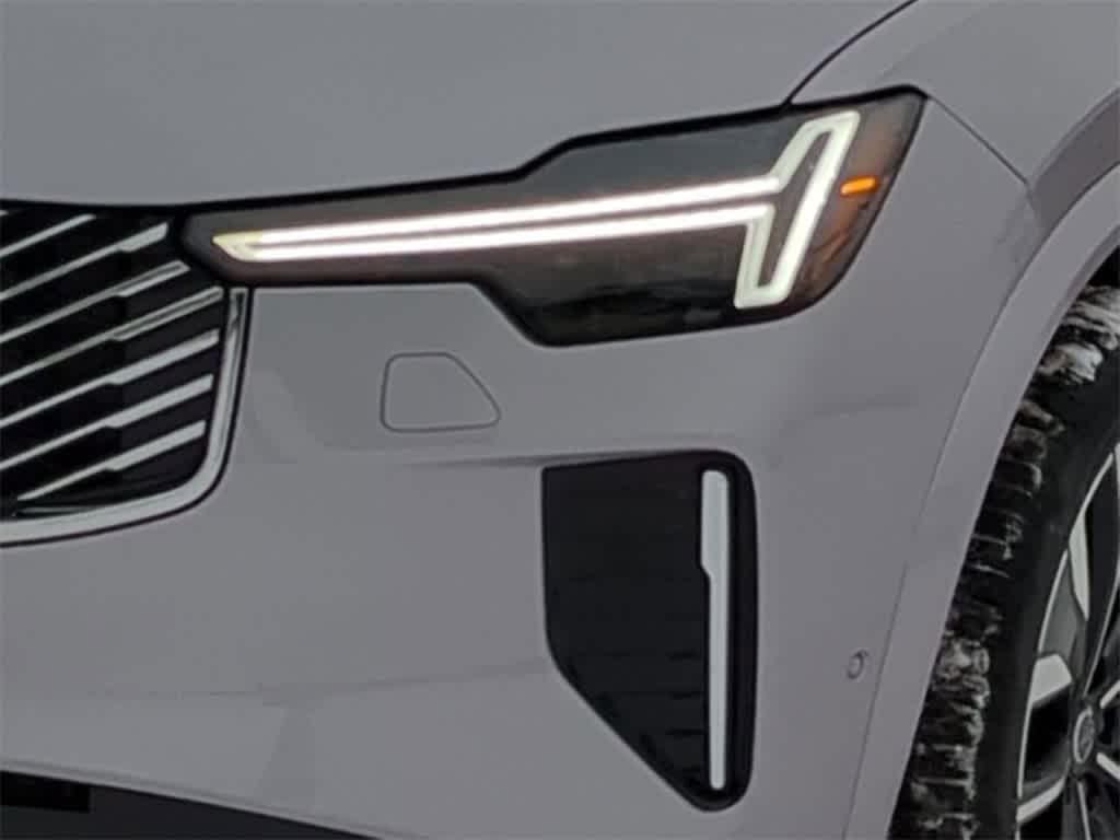 new 2026 Volvo XC90 car, priced at $66,932