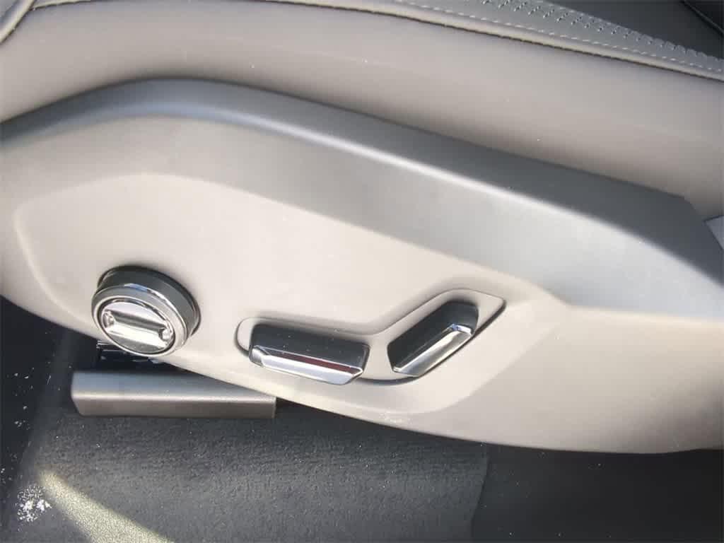 new 2026 Volvo XC90 car, priced at $69,291