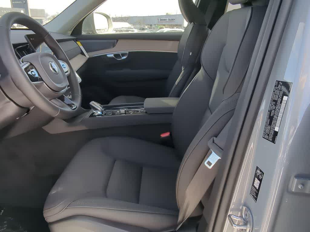 new 2026 Volvo XC90 car, priced at $69,291