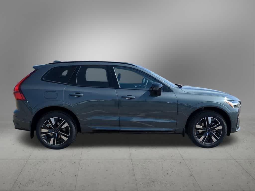 new 2026 Volvo XC60 car, priced at $56,369