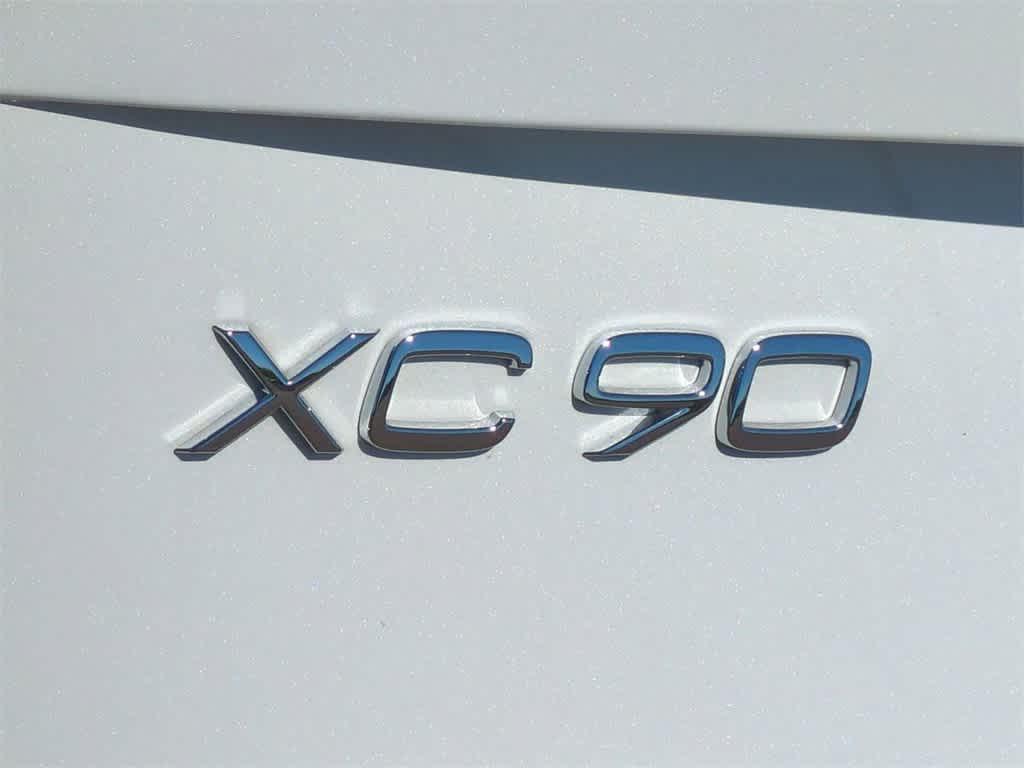new 2025 Volvo XC90 car, priced at $58,532