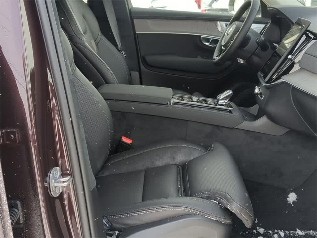 new 2026 Volvo XC90 car, priced at $81,332