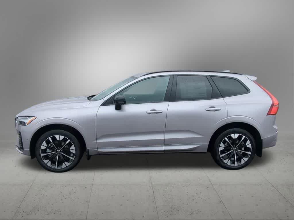 new 2026 Volvo XC60 car, priced at $56,016