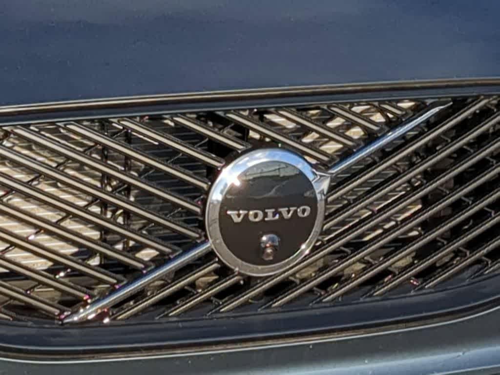 new 2026 Volvo XC60 car, priced at $61,611