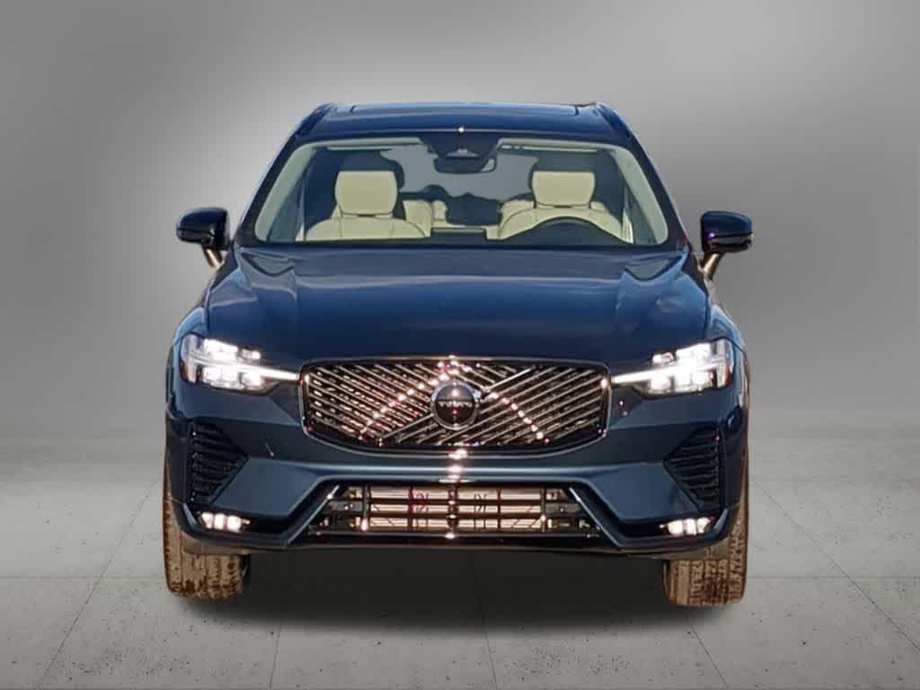 new 2026 Volvo XC60 car, priced at $61,611