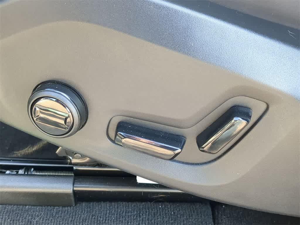 used 2026 Volvo XC90 car, priced at $66,199