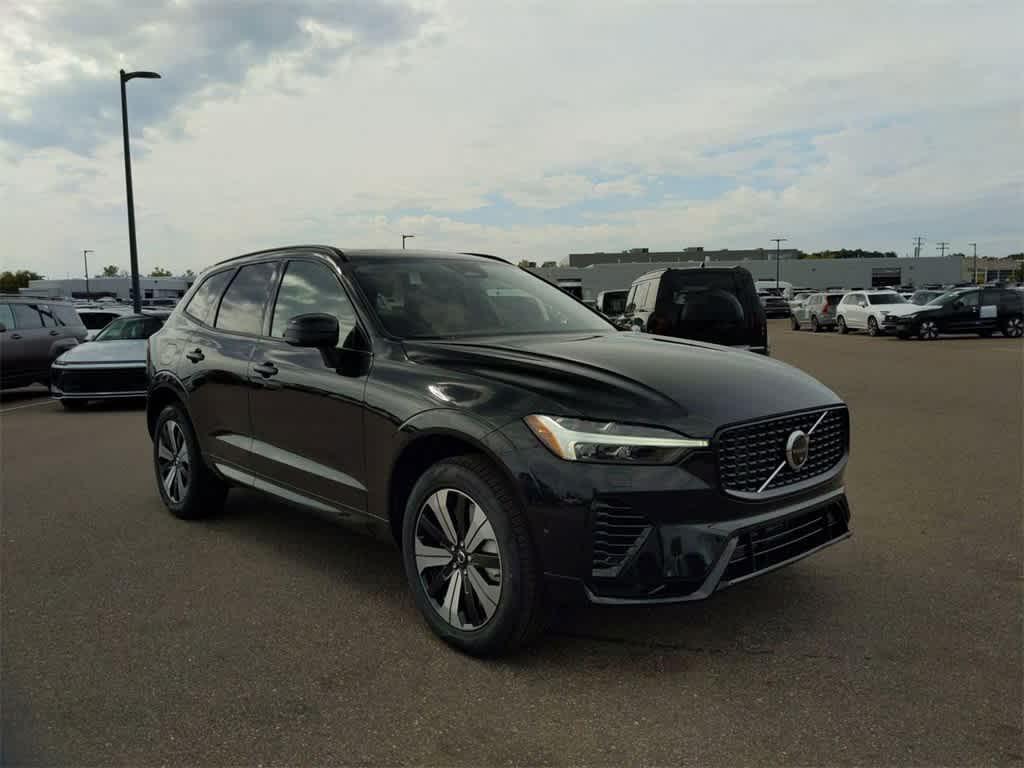 used 2025 Volvo XC60 Plug-In Hybrid car, priced at $49,999